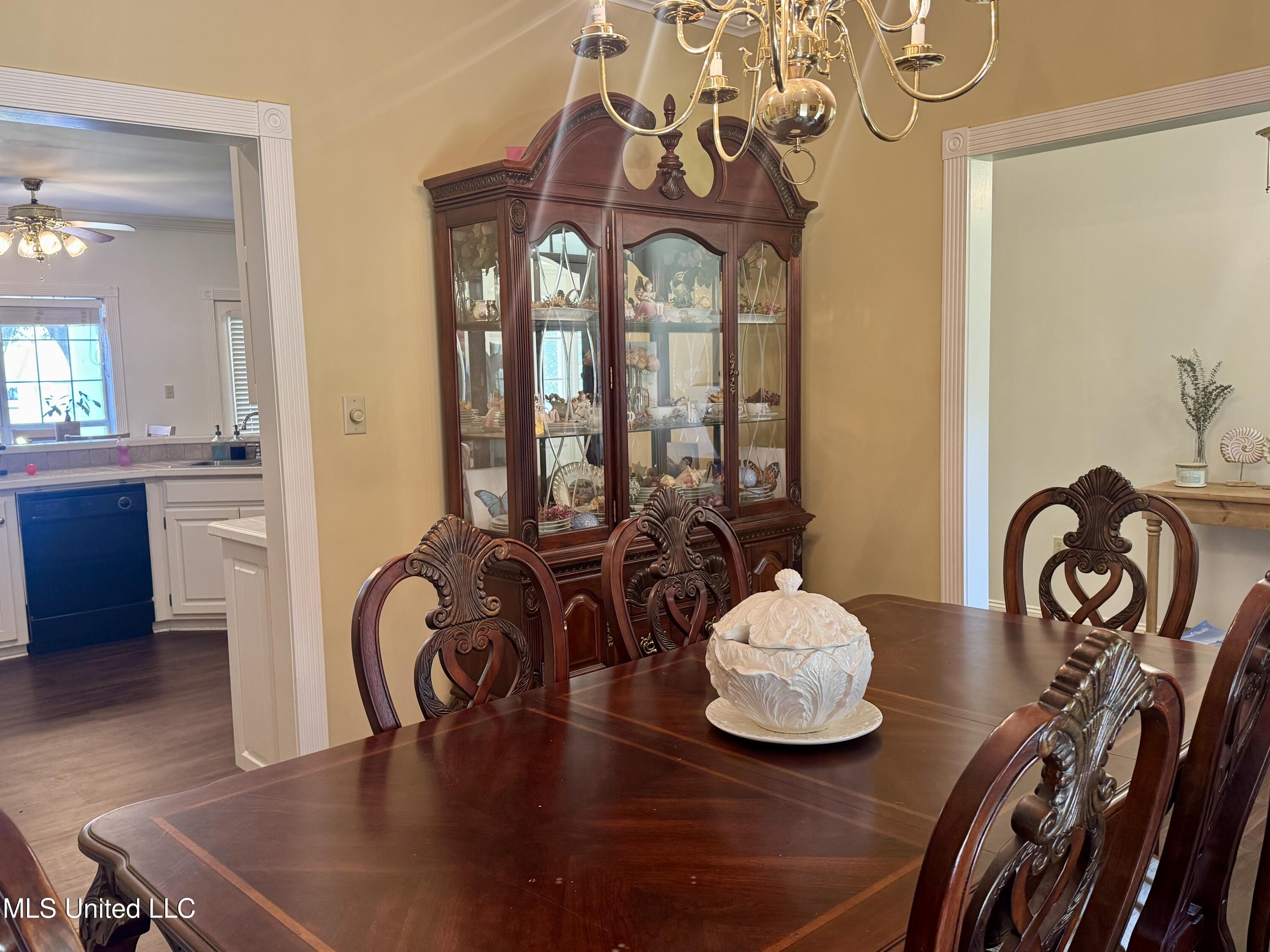 13 Sara Lane Natchez, MS 39120 - Photo 7 of 47 IMG_3273