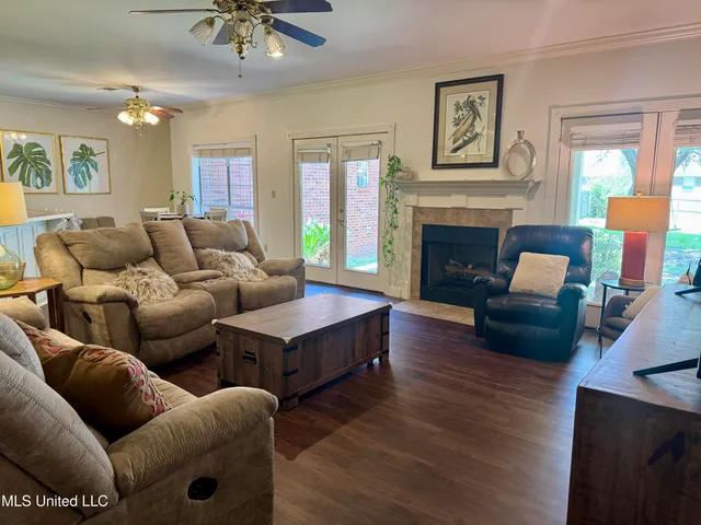 $390,000 | 13 Sara Lane, Natchez, MS 39120