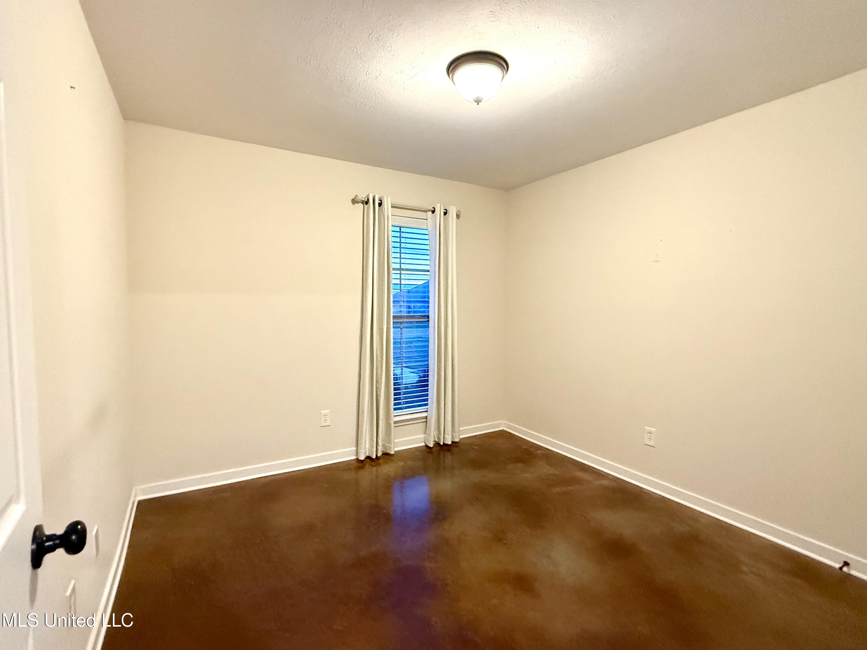 921 Filmore Dr. Brandon, MS 39042 - Photo 23 of 34 Photo Jan 13 2026, 5 24 56 PM