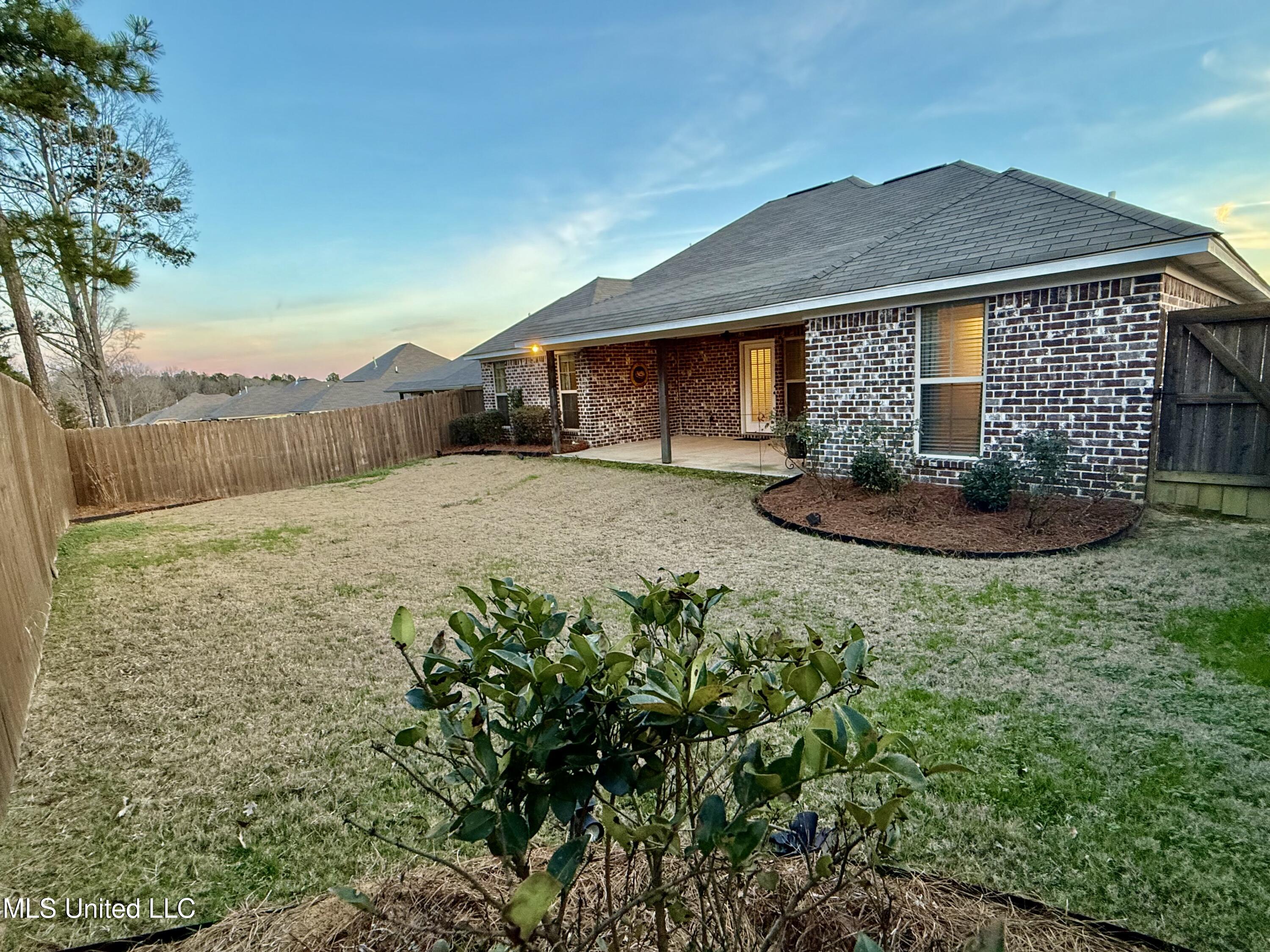 921 Filmore Dr. Brandon, MS 39042 - Photo 30 of 34 Photo Jan 13 2026, 5 11 14 PM