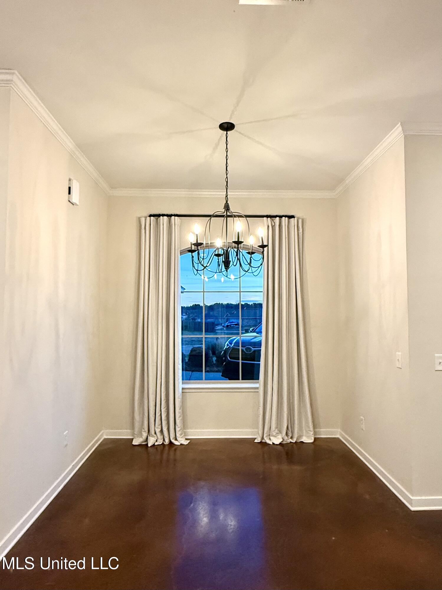 921 Filmore Dr. Brandon, MS 39042 - Photo 9 of 34 Photo Jan 13 2026, 5 21 51 PM