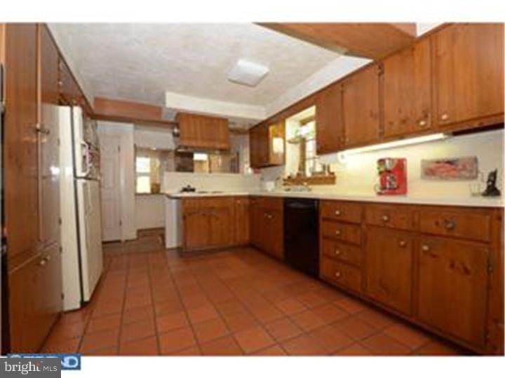 656 Golf Club Road Newtown Square, PA 19073 - Photo 7 of 24