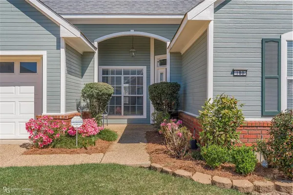 $275,000 | 180 Vidor Lane, Shreveport, LA 71105