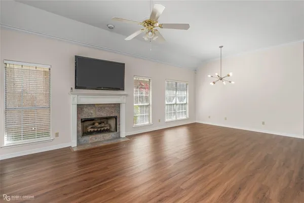 $275,000 | 180 Vidor Lane, Shreveport, LA 71105