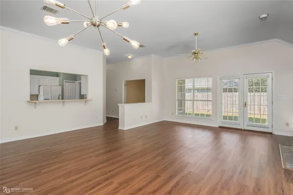 $275,000 | 180 Vidor Lane, Shreveport, LA 71105