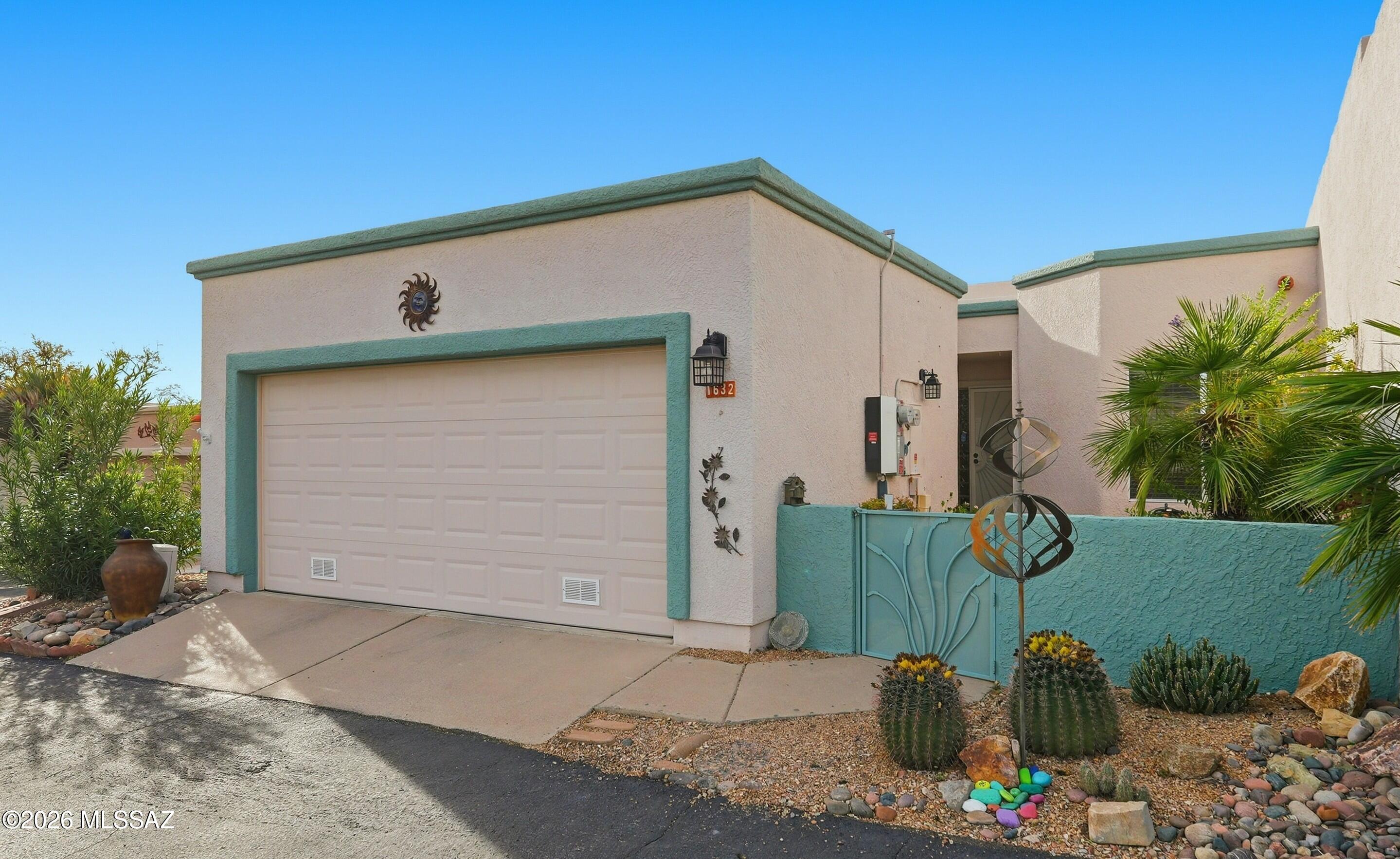 1632 North Rio Mayo Green Valley, AZ 85614 - Photo 2 of 26 Front