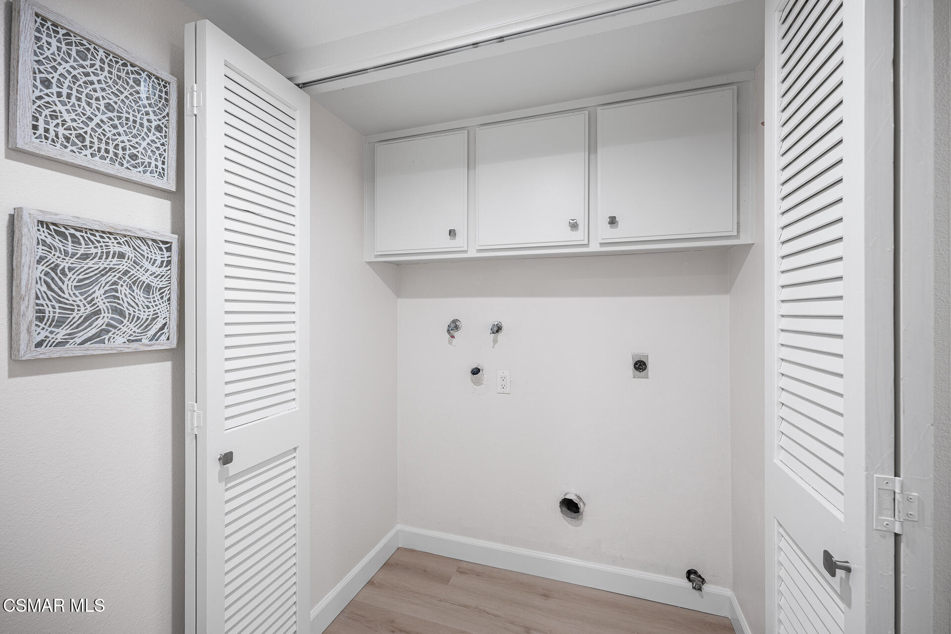 577 Spring Road, Unit 54 Moorpark, CA 93021 - Photo 12 of 23 a view of an empty room