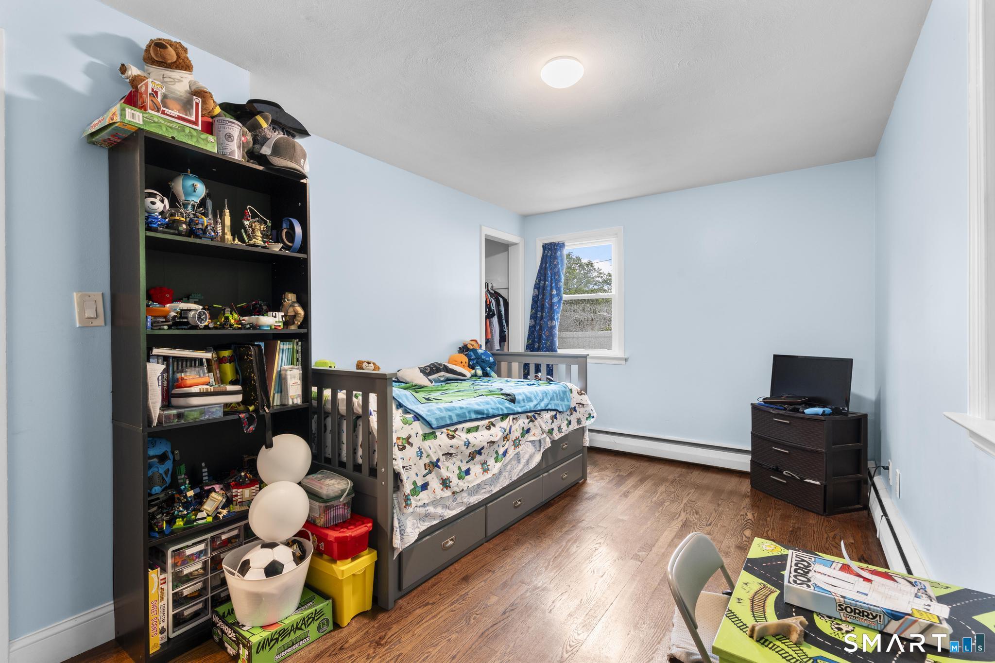 33 Allen Avenue Meriden, CT 06451 - Photo 11 of 36