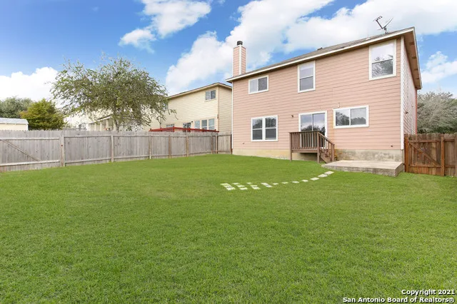 $1,900 | 6730 Loma Vino, San Antonio, TX 78233