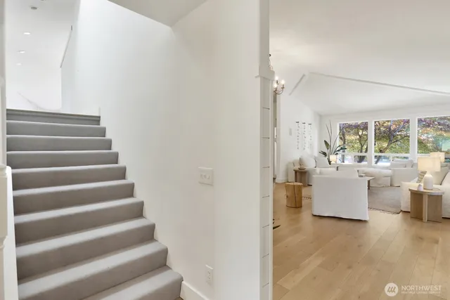 $1,200,000 | 12951 South Front Street, Mount Vernon, WA 98273