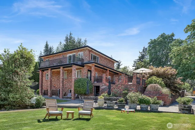 $1,200,000 | 12951 South Front Street, Mount Vernon, WA 98273