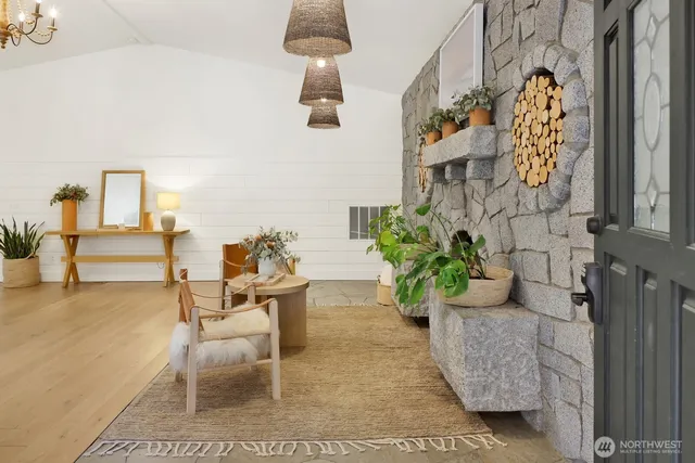 $1,200,000 | 12951 South Front Street, Mount Vernon, WA 98273