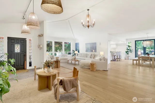 $1,200,000 | 12951 South Front Street, Mount Vernon, WA 98273