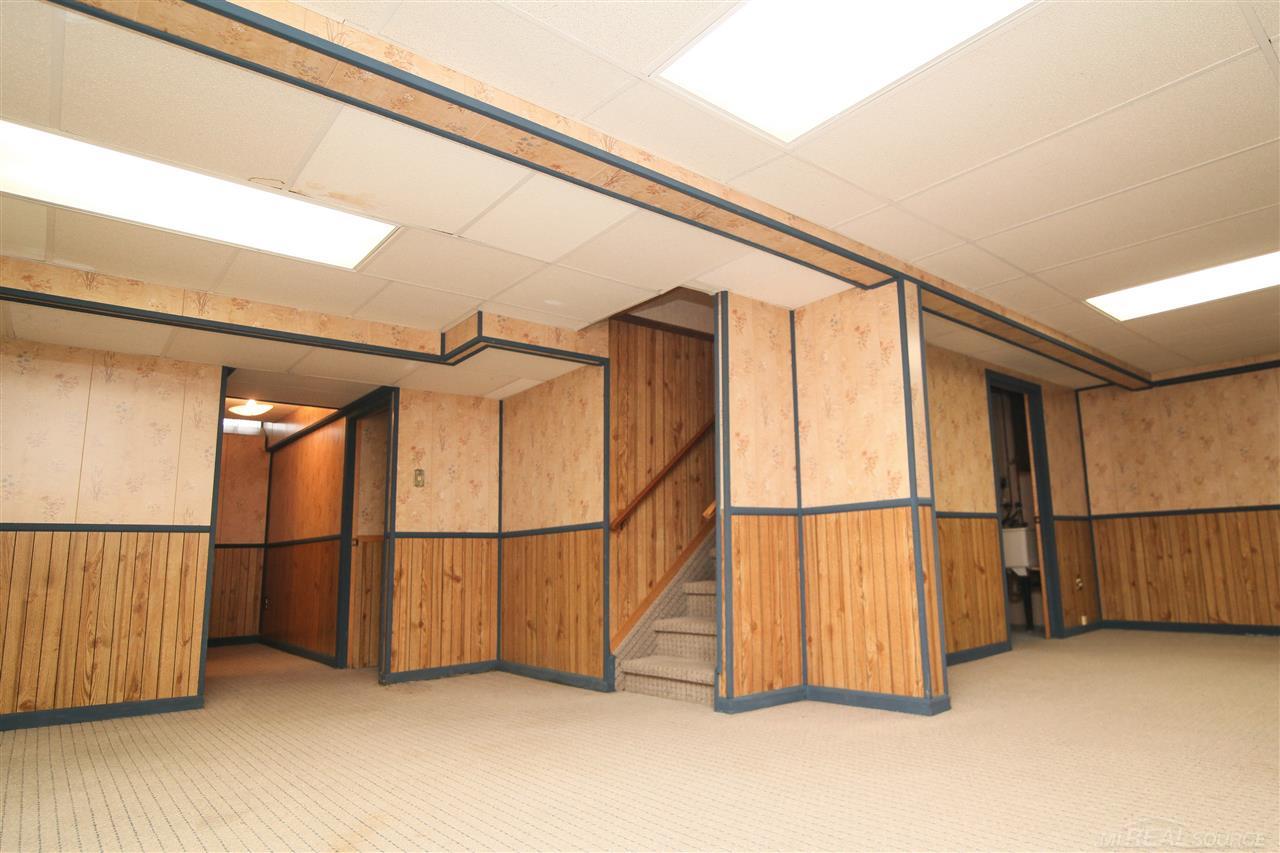 8401 18 18 Mile Road, Unit 77 Sterling Heights, MI 48313 - Photo 14 of 18