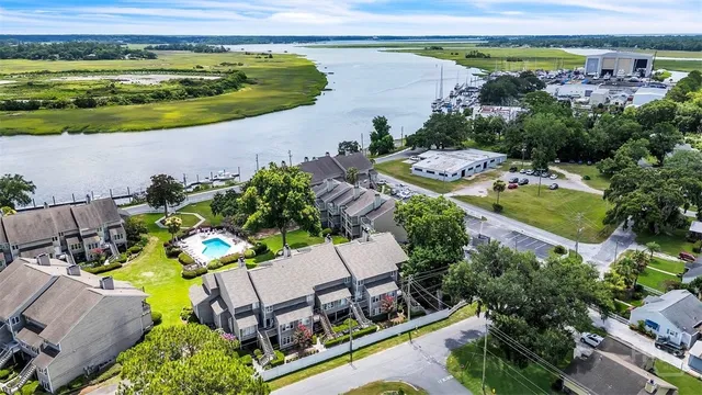 $463,500 | 3005 River Drive, Unit 302, Savannah, GA 31404