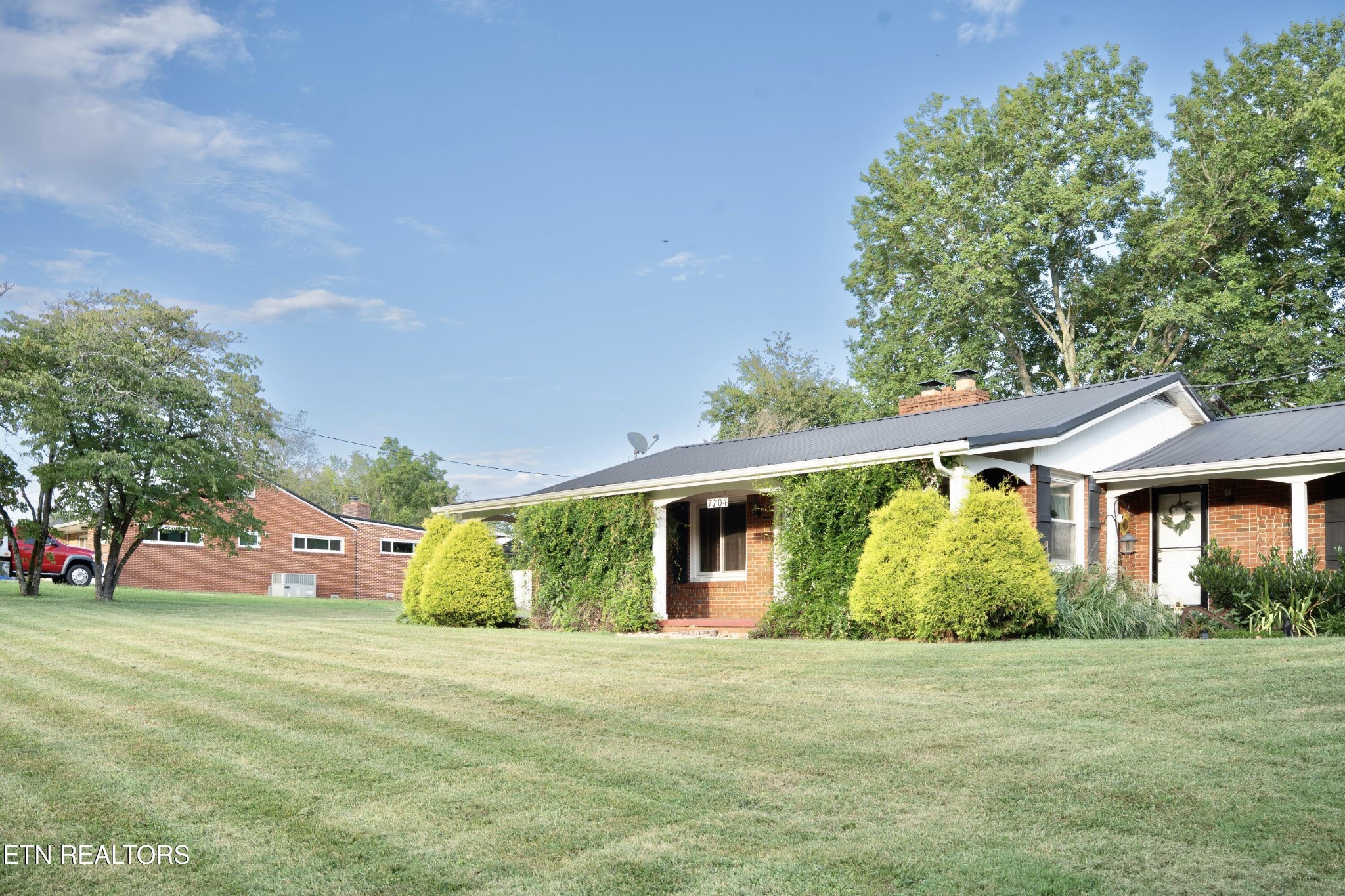 7704 Collier Road Powell, TN 37849 - Photo 8 of 50 Gallery Image 8