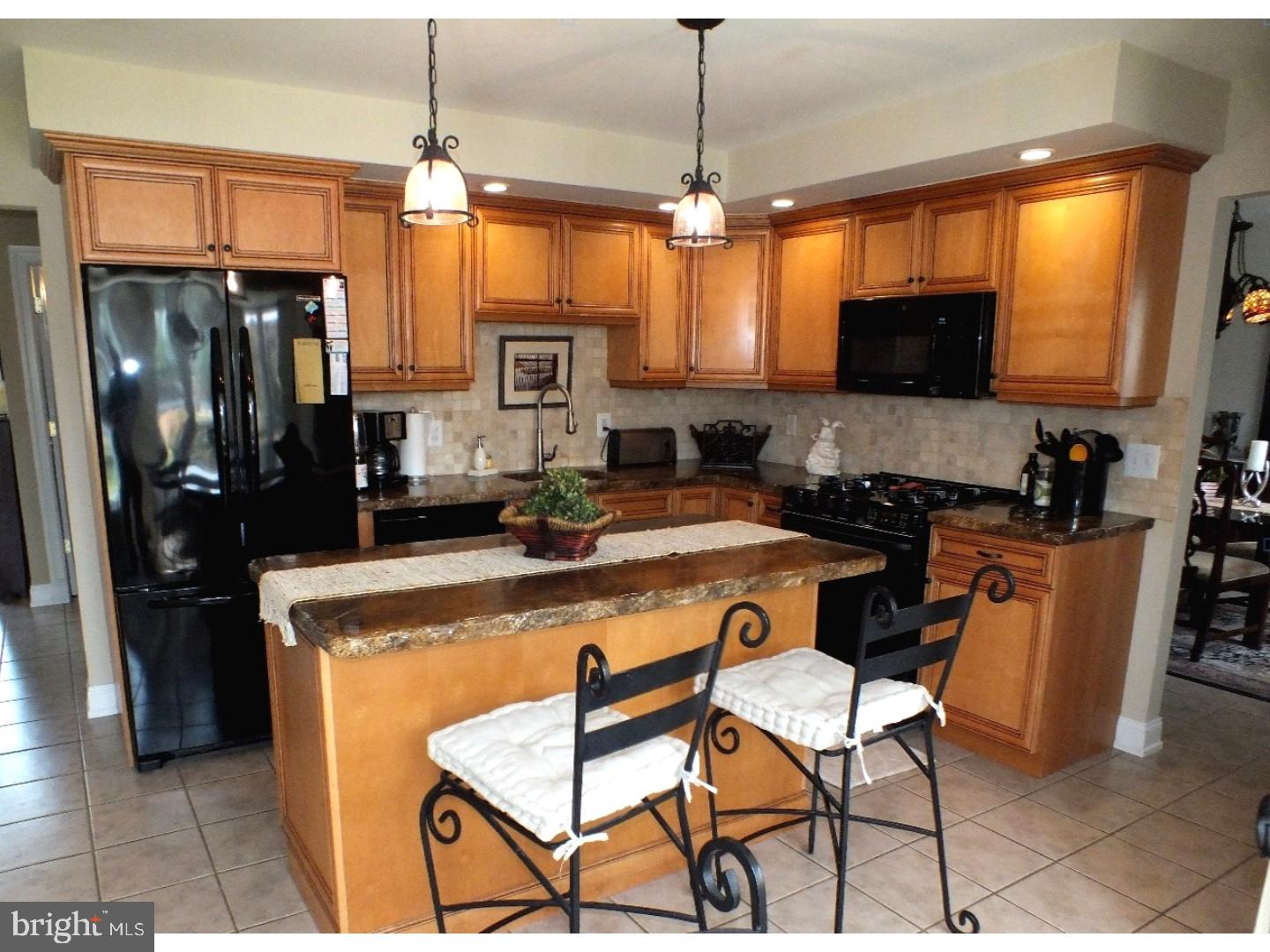 119 Heath Road Medford, NJ 08055 - Photo 11 of 25 Gallery Image 11