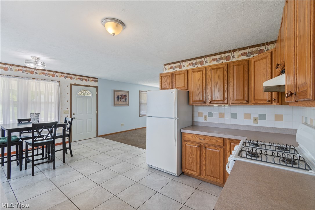 1536 Walnut Road Southeast Massillon, OH 44646 - Photo 11 of 24 Gallery Image 11