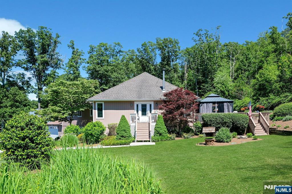 1034 Green Pond Road Newfoundland, NJ 07435 - Photo 7 of 34 Gallery Image 7