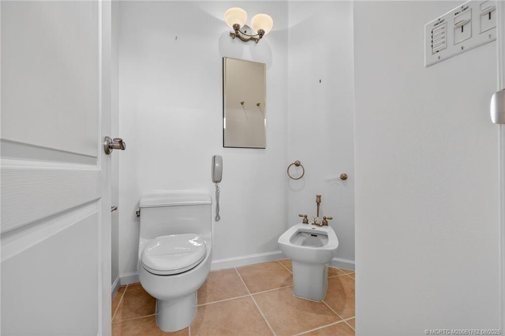 8279 Southwest Skipper Drive Stuart, FL 34997 - Photo 32 of 70