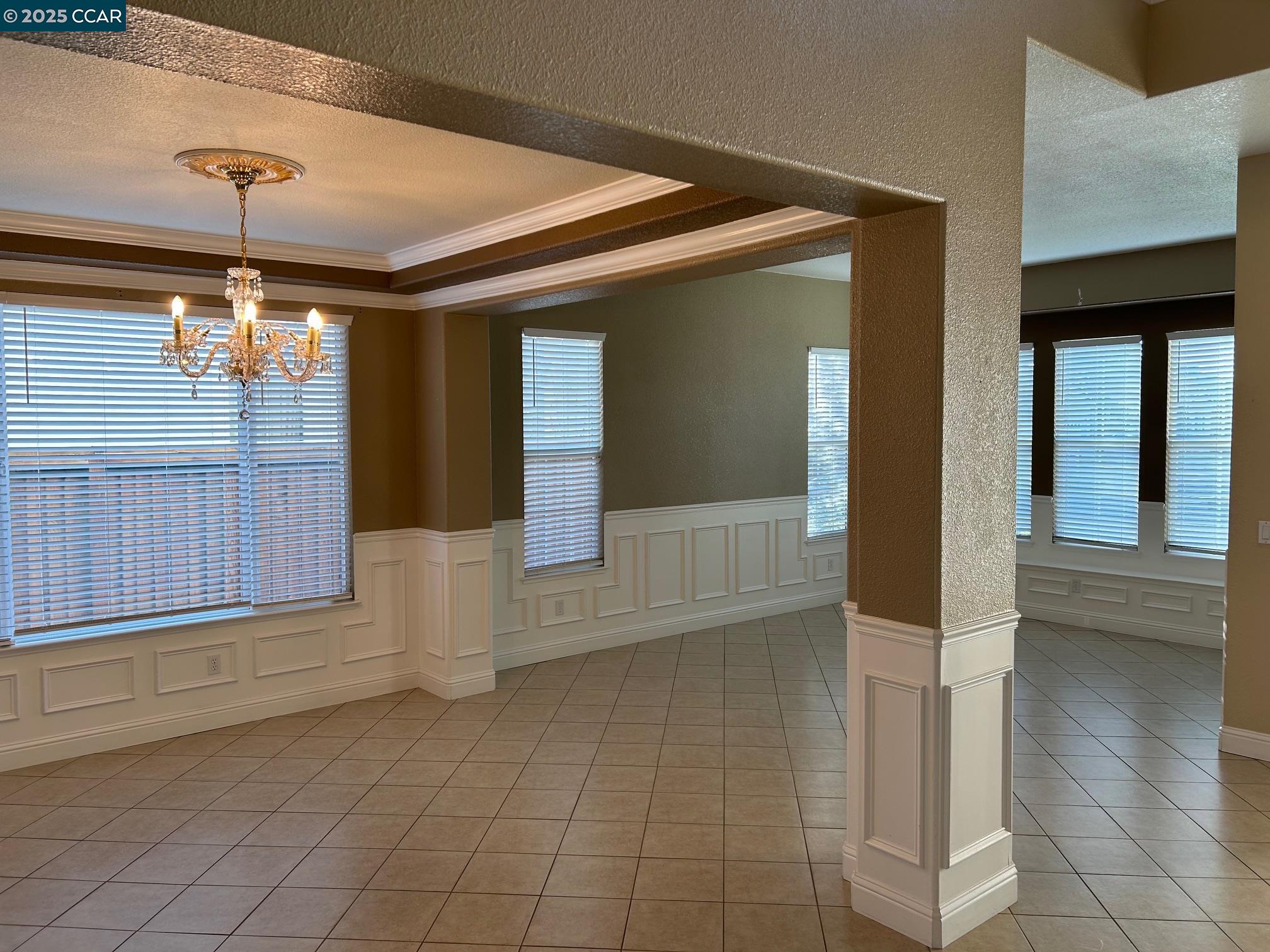 1849 Alexander Way Brentwood, CA 94513 - Photo 4 of 38 a view of a livingroom with a chandelier