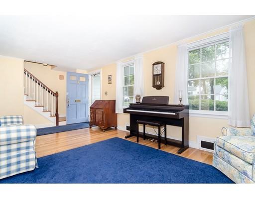 47 Pine Ridge Road Wellesley, MA 02481 - Photo 3 of 15