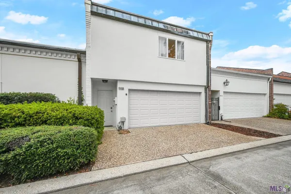 $495,000 | 55 B Jamestowne Court, Baton Rouge, LA 70809