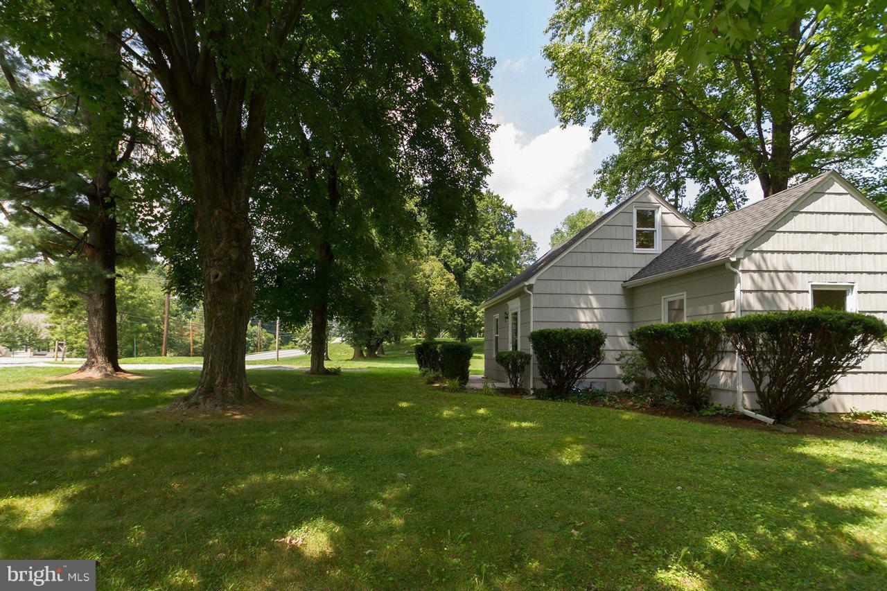 15623 York Road Sparks, MD 21152 - Photo 26 of 29 Exterior (Front)