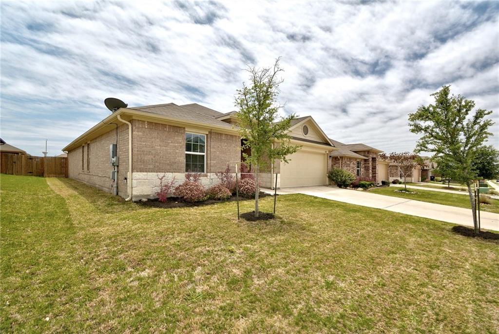 5817 Roderick Drive Austin, TX 78724 - Photo 2 of 30