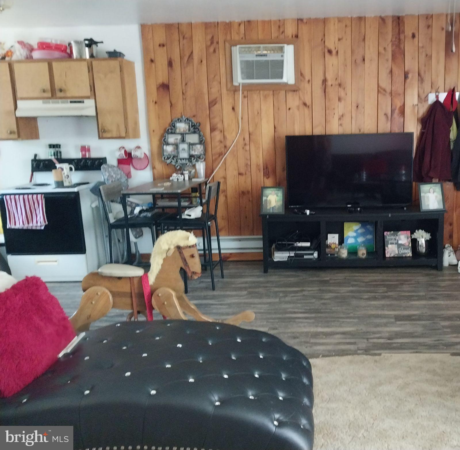 13205 Rock Point Road Northeast Flintstone, MD 21530 - Photo 15 of 44 13207 Apartment #2
