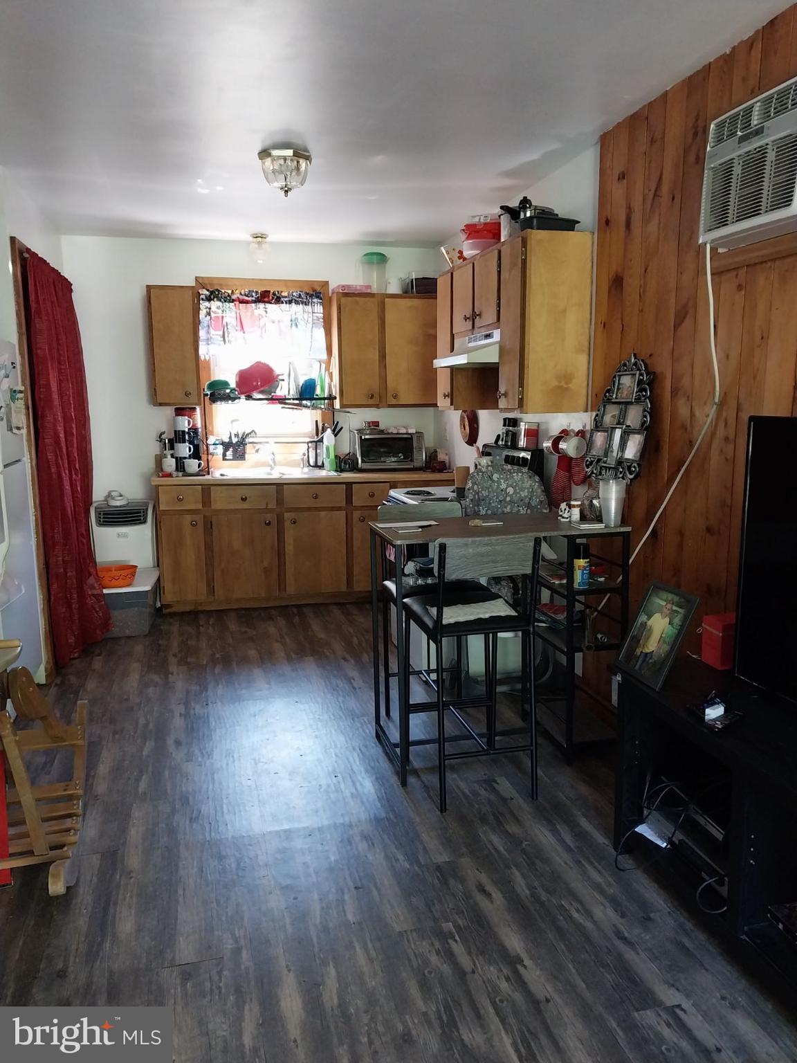13205 Rock Point Road Northeast Flintstone, MD 21530 - Photo 22 of 44 13207 Apartment #2