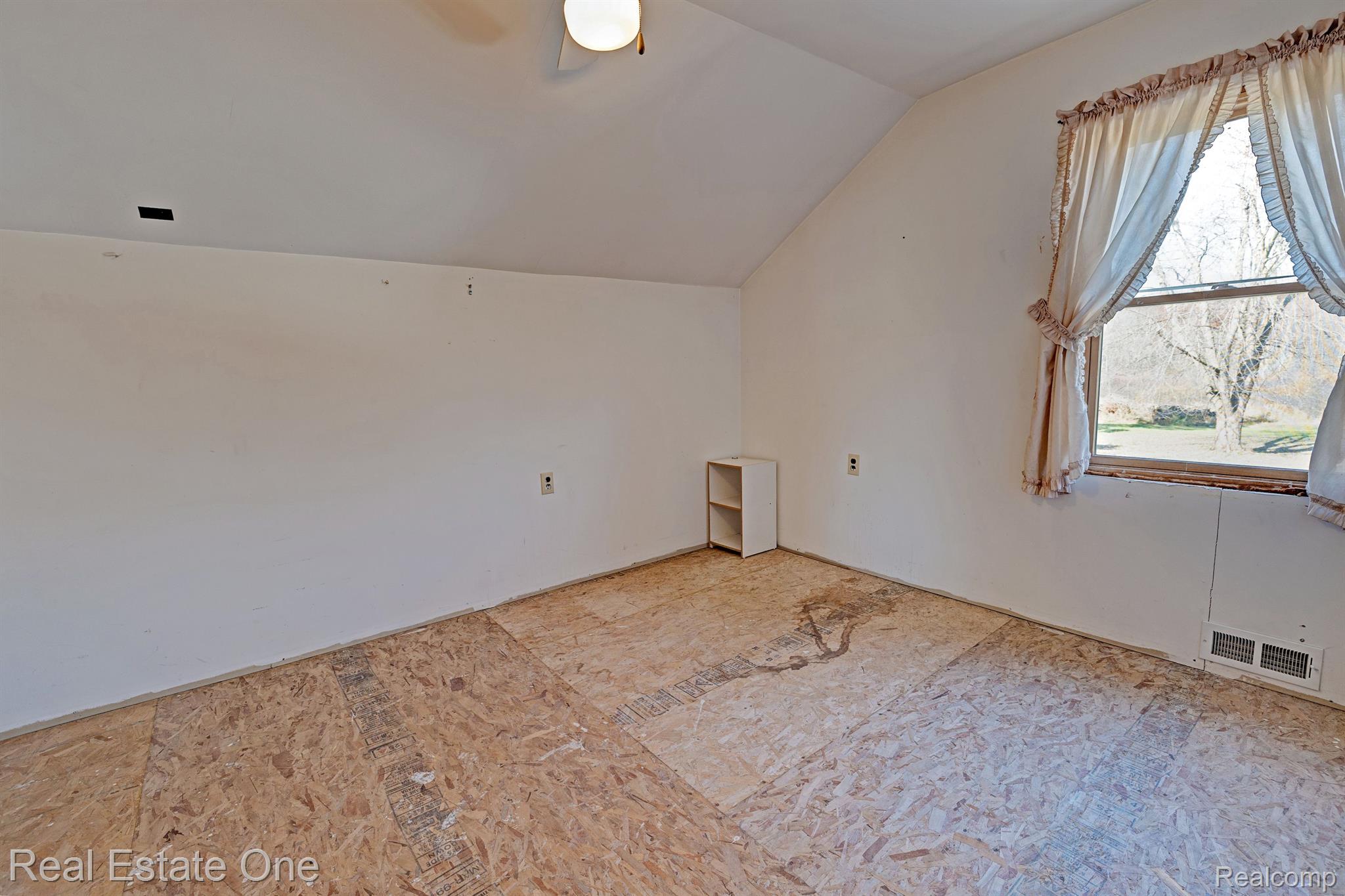 3167 Haines Road Attica, MI 48412 - Photo 19 of 30 Bedroom 2
(Needs Flooring)