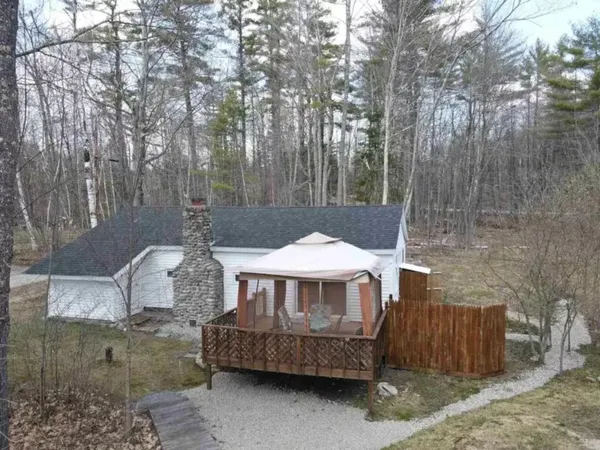 $695,000 | 11 Indian Point Road, Croydon, NH 03773