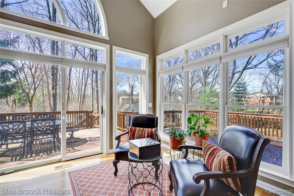 2950 Eastways Road Bloomfield Hills, MI 48304 - Photo 11 of 26