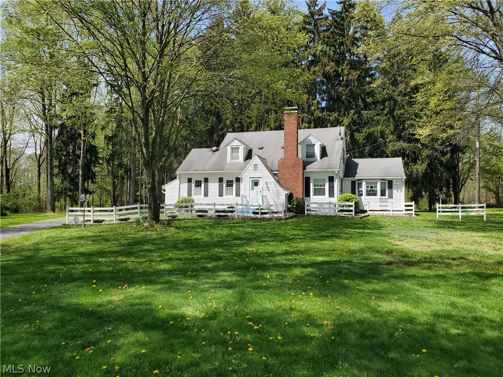 104 Warner Road Southeast Hubbard, OH 44425 - Photo 1 of 34 Gallery Image 1