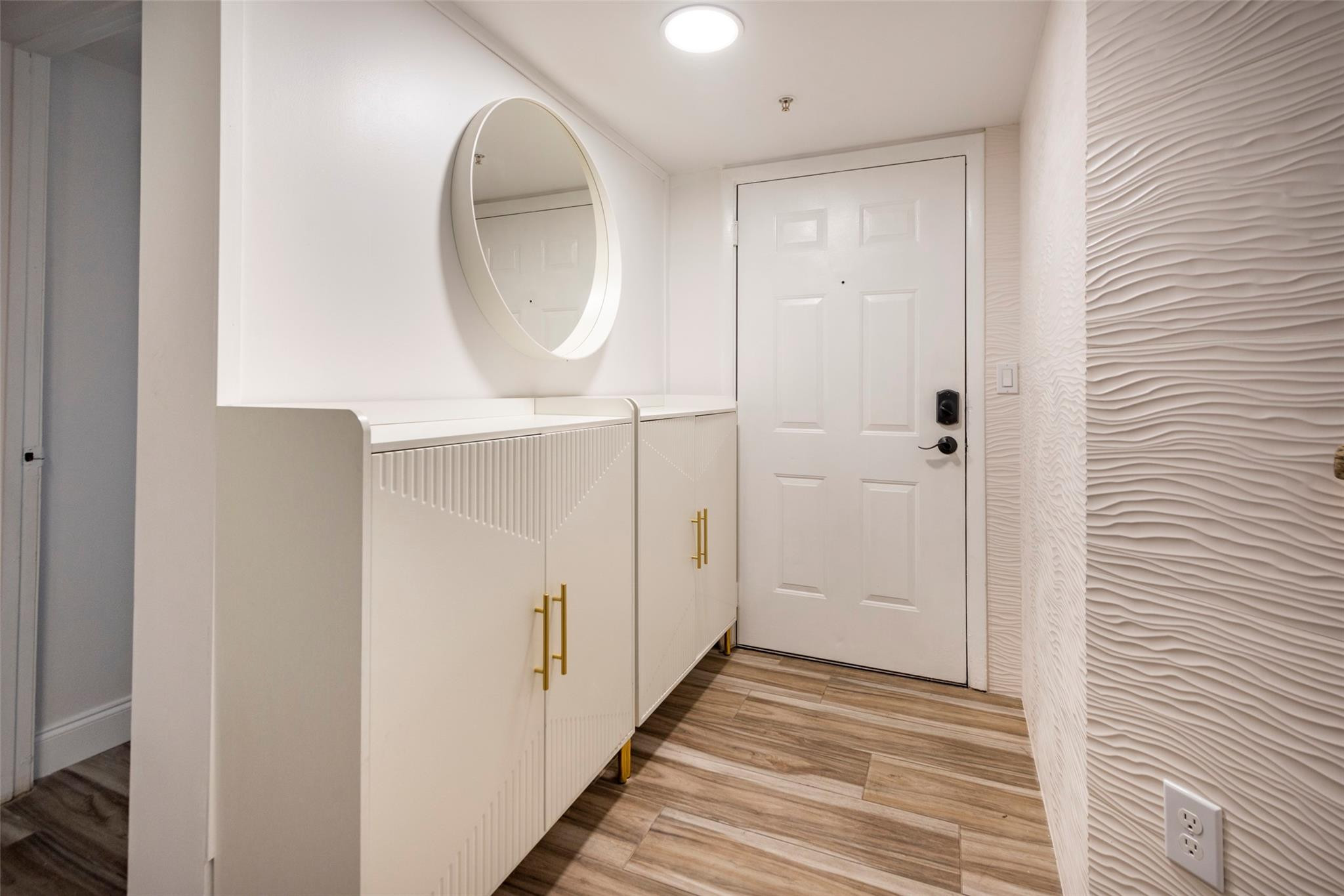 761 North Pine Island Road, Unit 106 Plantation, FL 33324 - Photo 3 of 28 Photo 3