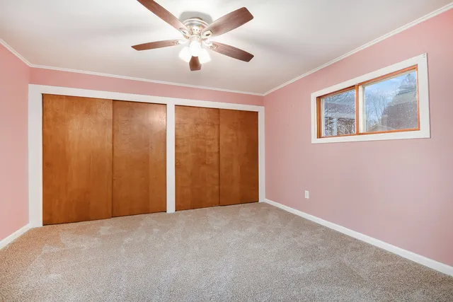 $199,900 | 239 Fern Place, Fox Lake, IL 60020