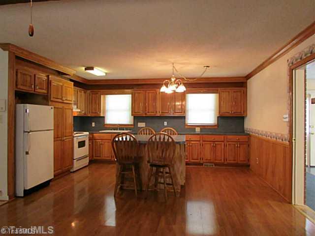 310 Stewart Road Southeast Winston-Salem, NC 27107 - Photo 4 of 16 Kitchen.