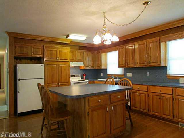 310 Stewart Road Southeast Winston-Salem, NC 27107 - Photo 5 of 16 Kitchen.