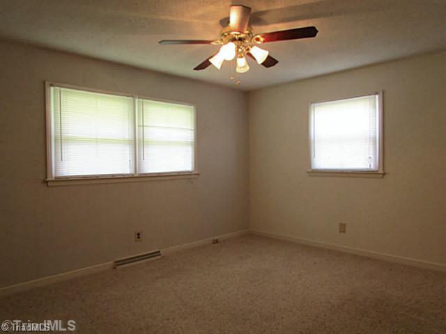 310 Stewart Road Southeast Winston-Salem, NC 27107 - Photo 10 of 16 2nd Bedroom.