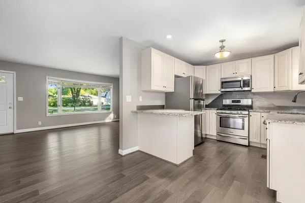 $2,000 | 16340 South McGrath Drive, Plainfield, IL 60586