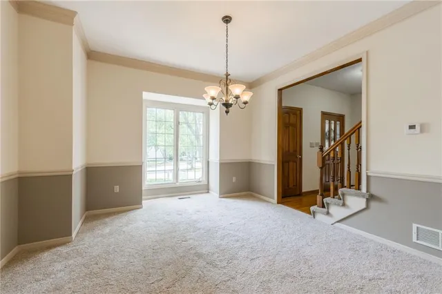 $429,999 | 7640 North Lucerne Court, Kansas City, MO 64151