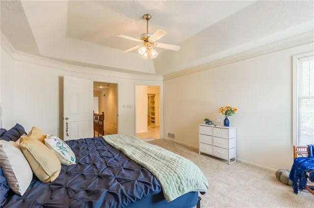 $429,999 | 7640 North Lucerne Court, Kansas City, MO 64151