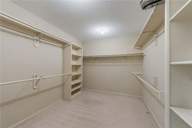 $429,999 | 7640 North Lucerne Court, Kansas City, MO 64151