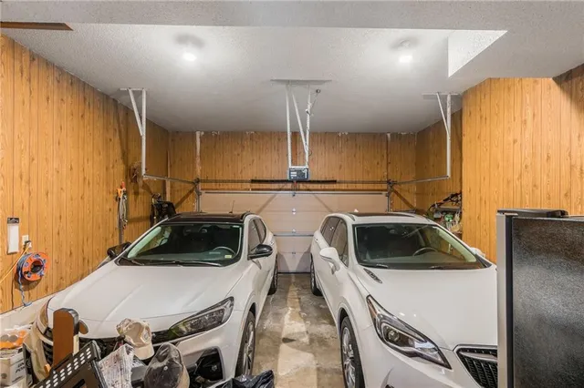 $429,999 | 7640 North Lucerne Court, Kansas City, MO 64151