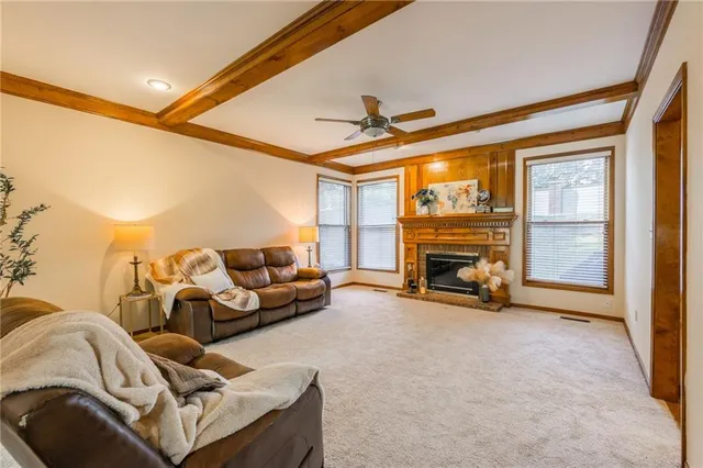 $429,999 | 7640 North Lucerne Court, Kansas City, MO 64151