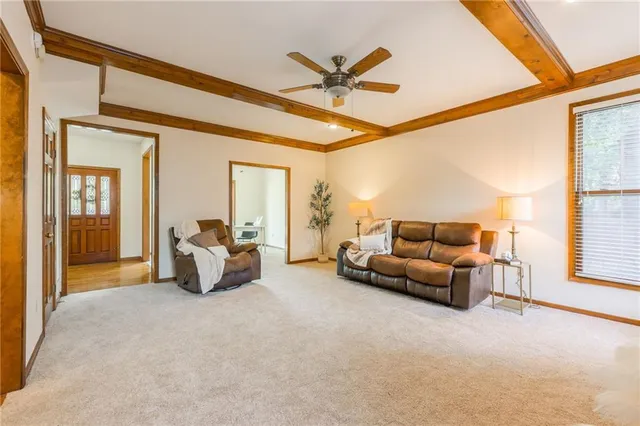 $429,999 | 7640 North Lucerne Court, Kansas City, MO 64151