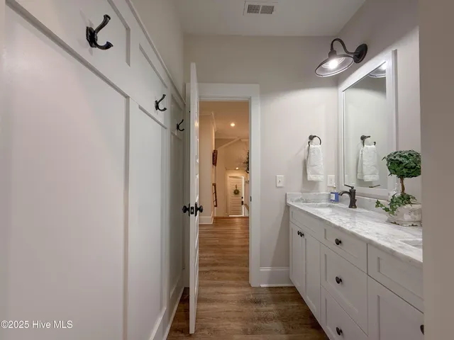 $1,590,000 | 53 Ballast Point Road, Hampstead, NC 28443