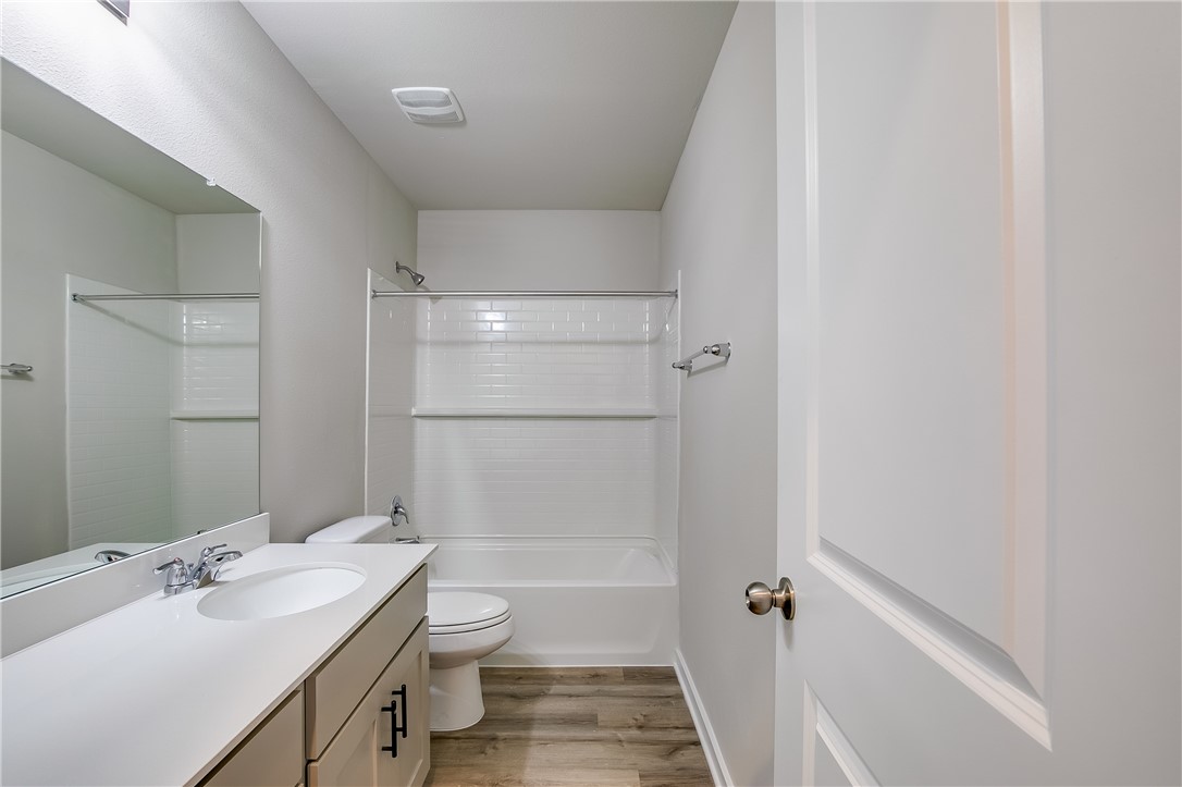 164 Threshing Road, Unit C Buda, TX 78610 - Photo 20 of 31 Gallery Image 20