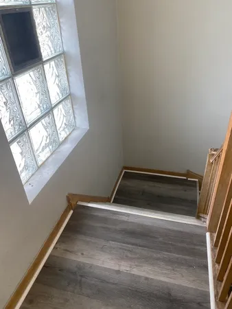 $1,975 | 5530 North Mango Avenue, Unit 2, Chicago, IL 60630